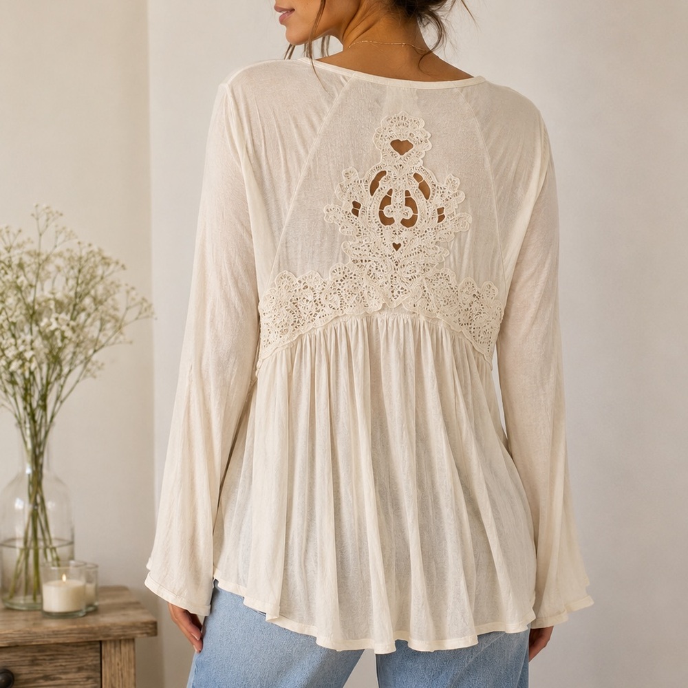 Soft + Sexy American Eagle Long-Sleeve Shirt with Lace Back